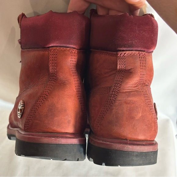 TIMBERLAND Sz 9.5 Red Leather Lace Up Boots With Satin Laces Chunky Soles - Picture 7 of 13